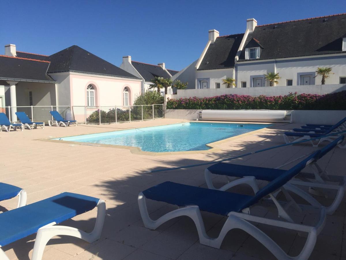Maison De Vacances De 56 M2 Dans Residence Avec Piscine Chauffee Proche Plages Locmaria Exterior photo